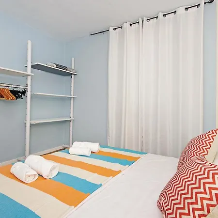 Appartement Three-bedroom In *