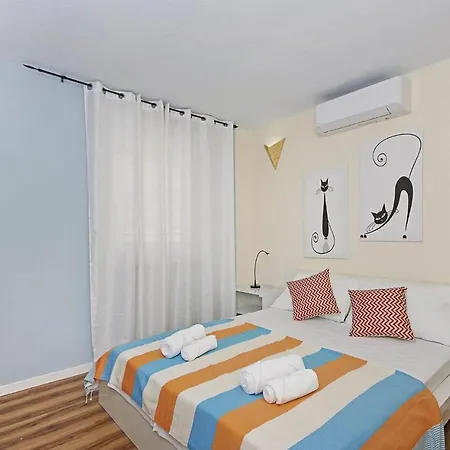Appartement Three-bedroom In Orebić